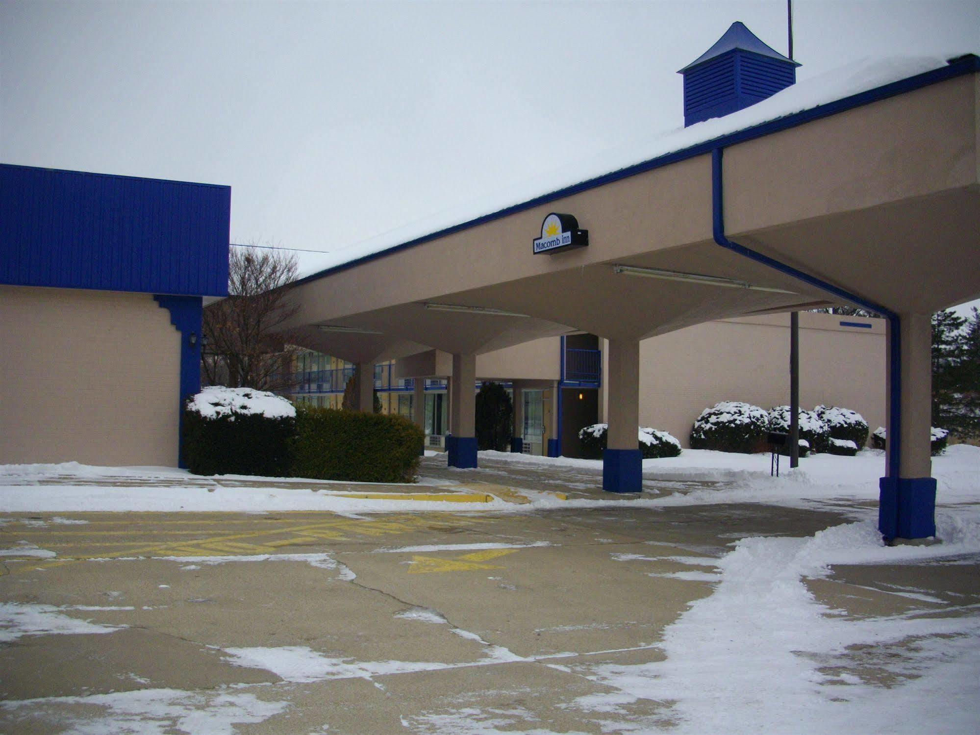 Macomb Inn Экстерьер фото